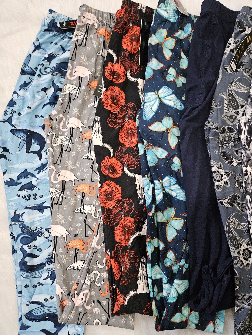 5 Pound Bundle of Mixed Patterned Leggings - Multicolor - Size S/M , M/L